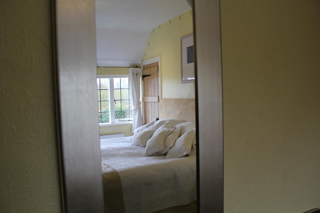 Shakespeare'S View Hotel Stratford-upon-Avon Phòng bức ảnh
