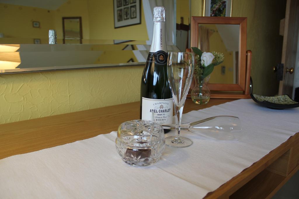 Shakespeare'S View Hotel Stratford-upon-Avon Phòng bức ảnh